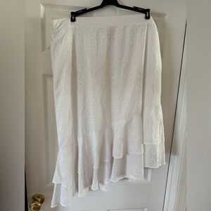 Ava & Viv Elegant White Patterned Midi Skirt